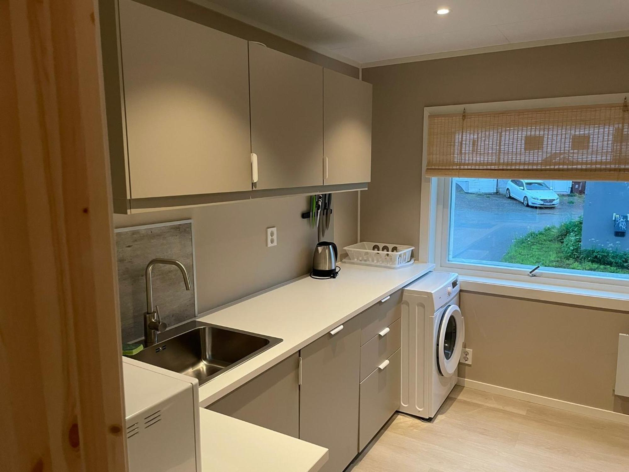 Centrally Located Apartment In Classic Townhouse 特罗姆瑟 外观 照片
